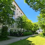 Ridler Theresienwiese, Parking & Rooftop Terraces 2 Appartamento *