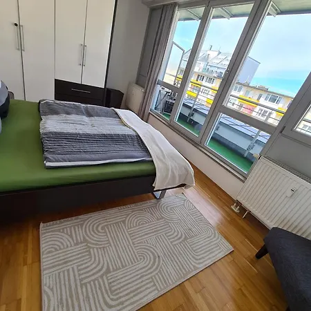 Ridler Theresienwiese, Parking & Rooftop Terraces 2 Apartment