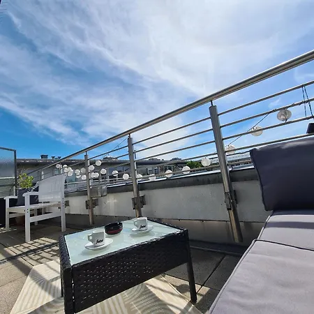 Ridler! Theresienwiese Oktoberfest, Parking & Rooftop Terraces 2 Room شقة