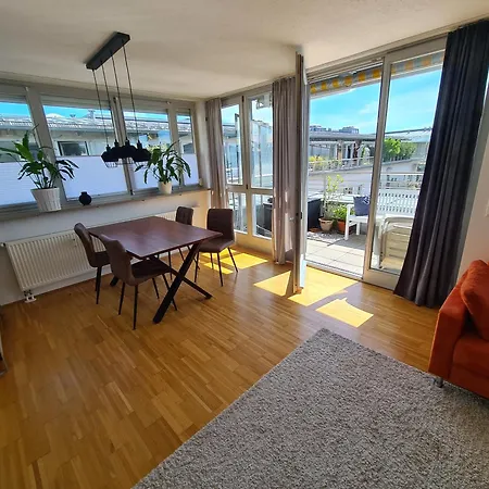 Ridler Theresienwiese, Parking & Rooftop Terraces 2 Apartment Munich