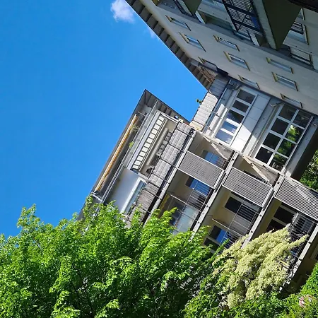 Ridler Theresienwiese, Parking & Rooftop Terraces 2 * Monaco di Baviera